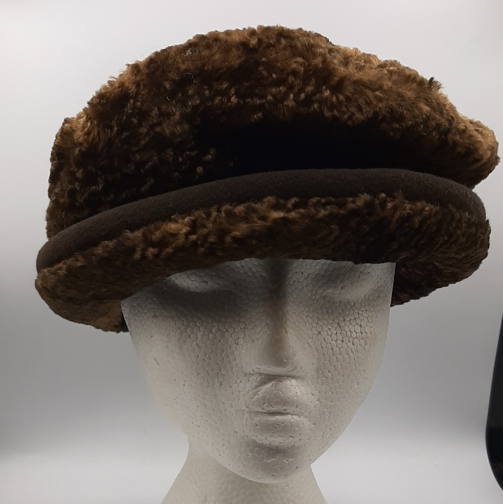Vintage Women's Brown Beret Faux Fur Winter Hat Handmade in Canada